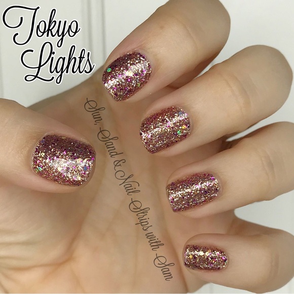 Color Street Nails - Picture 3 of 3